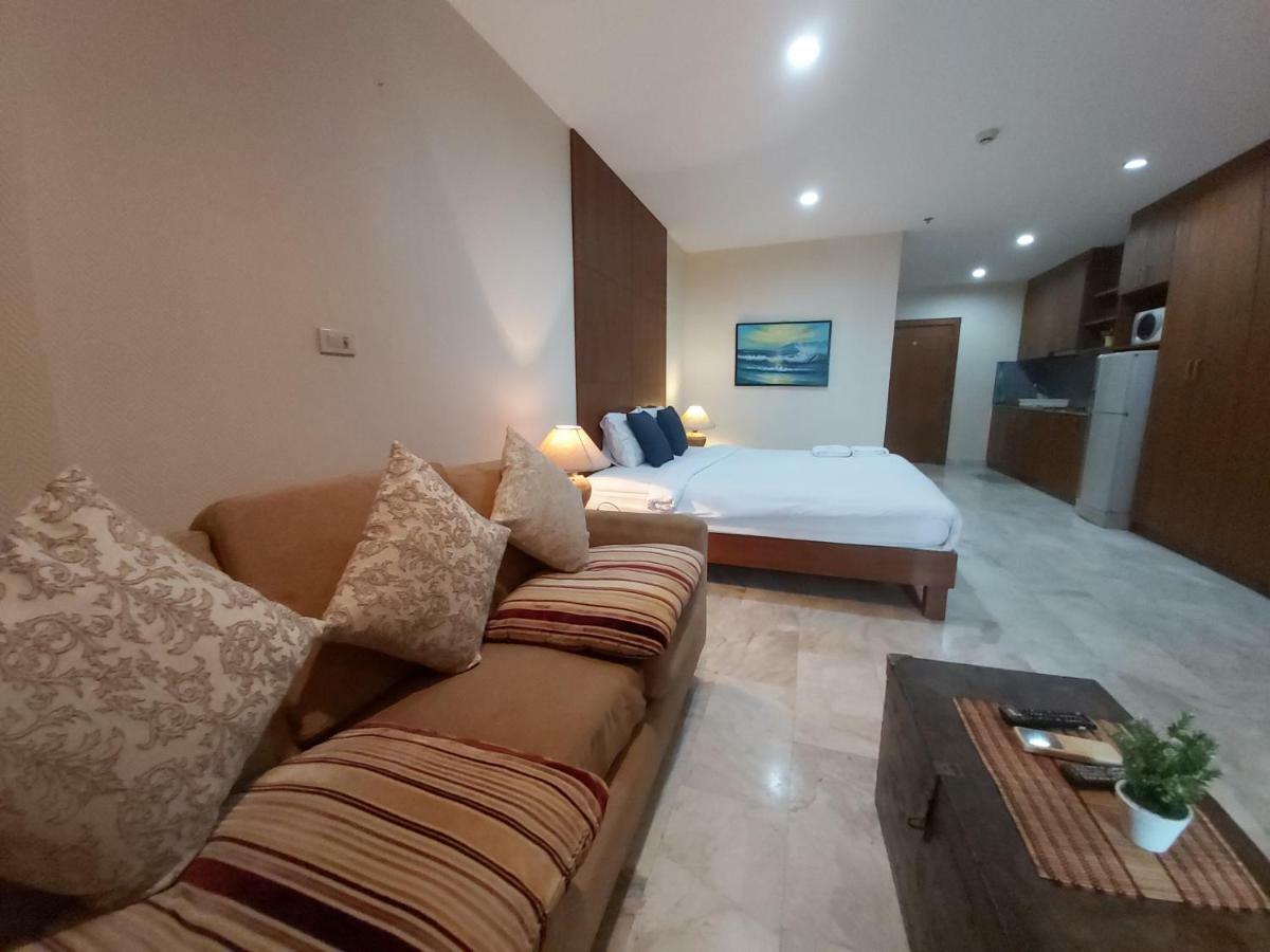 Condominum In Jomtien Beach With Sea View, Balcony And Free Wifi Pattaya Exterior foto