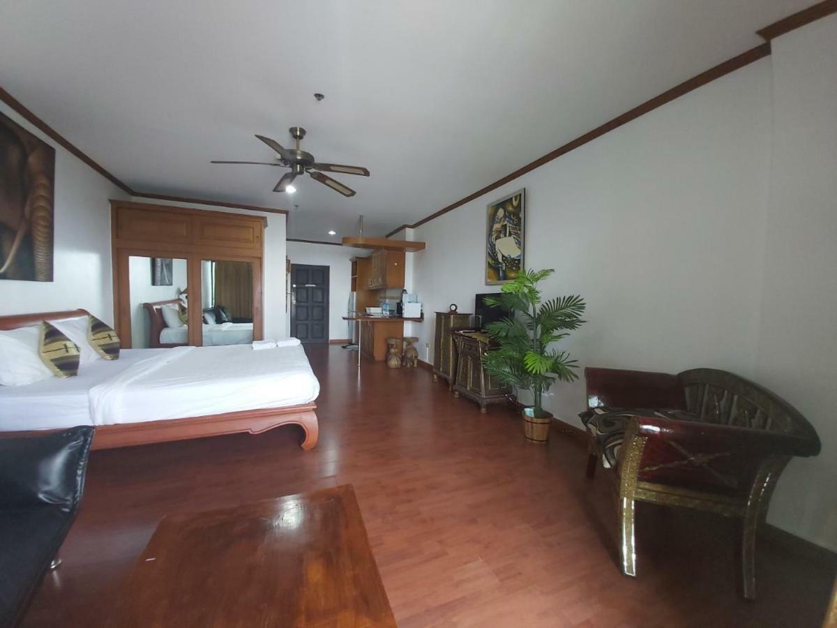 Condominum In Jomtien Beach With Sea View, Balcony And Free Wifi Pattaya Exterior foto