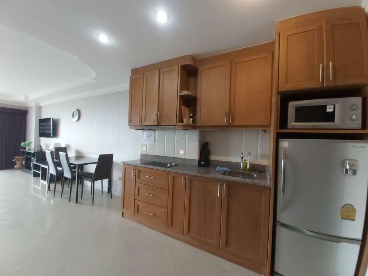 Condominum In Jomtien Beach With Sea View, Balcony And Free Wifi Pattaya Exterior foto