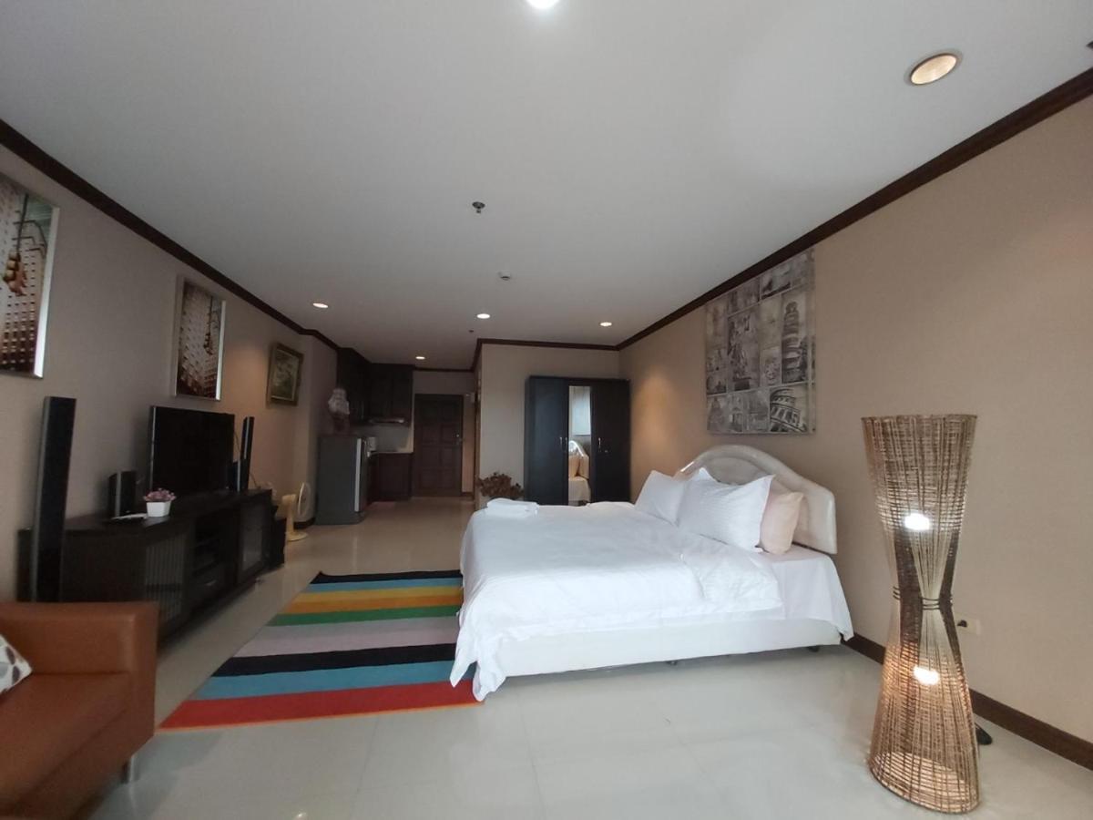 Condominum In Jomtien Beach With Sea View, Balcony And Free Wifi Pattaya Exterior foto