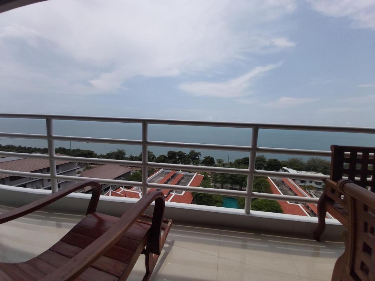Condominum In Jomtien Beach With Sea View, Balcony And Free Wifi Pattaya Exterior foto