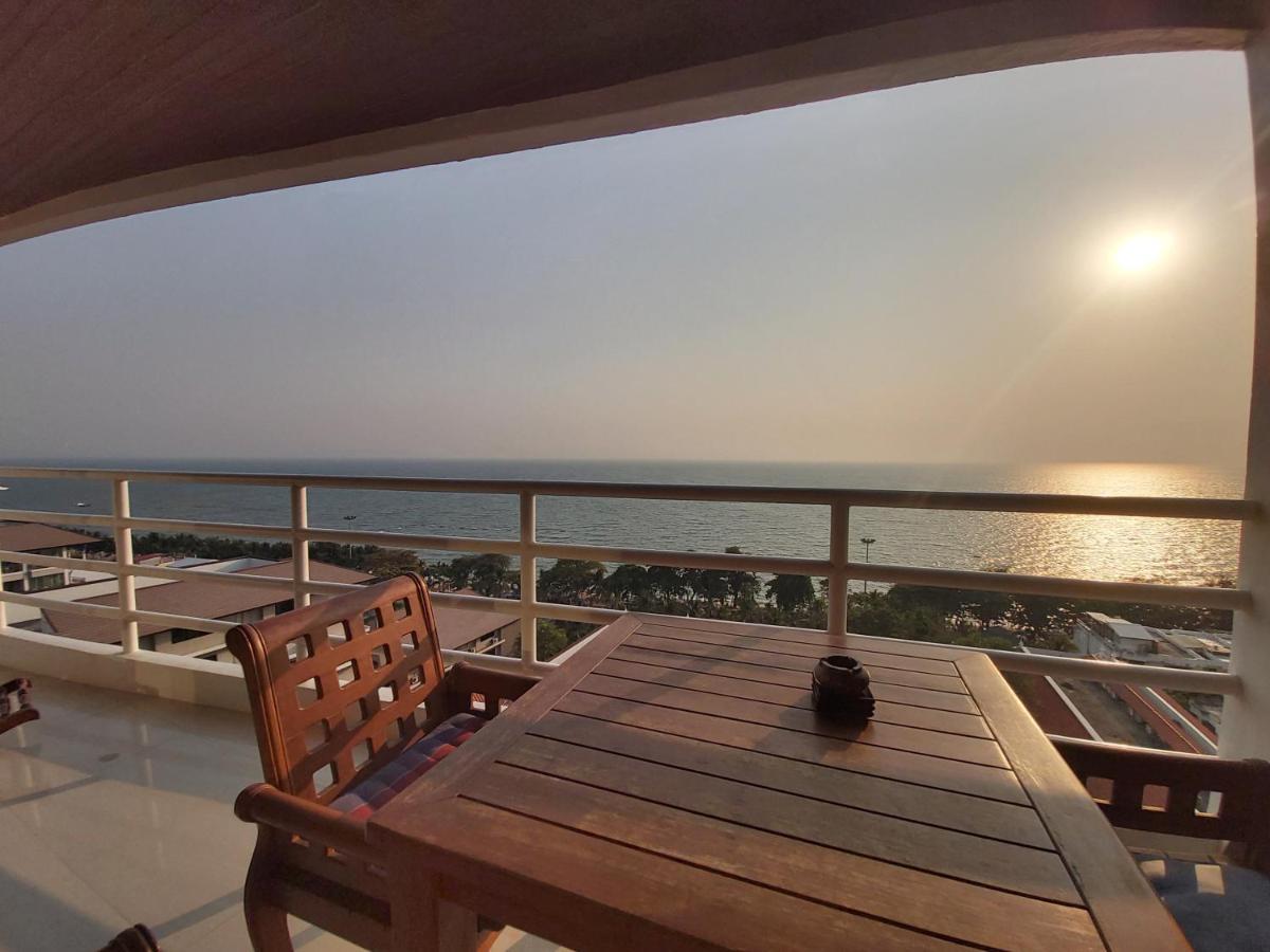 Condominum In Jomtien Beach With Sea View, Balcony And Free Wifi Pattaya Exterior foto